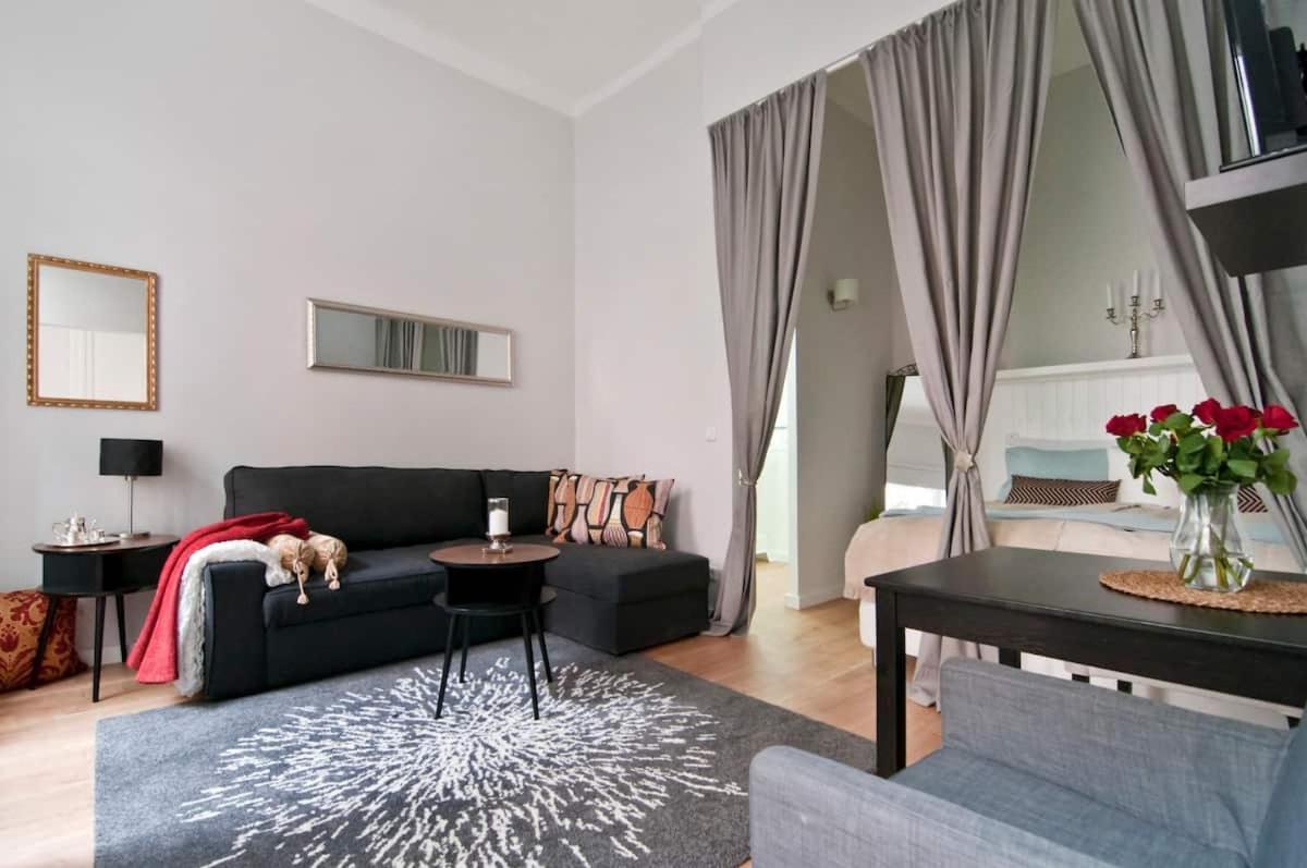 ⍟Luxurious And Bright⍟ 5 Min Walk To City Center Apartment Wien Ngoại thất bức ảnh