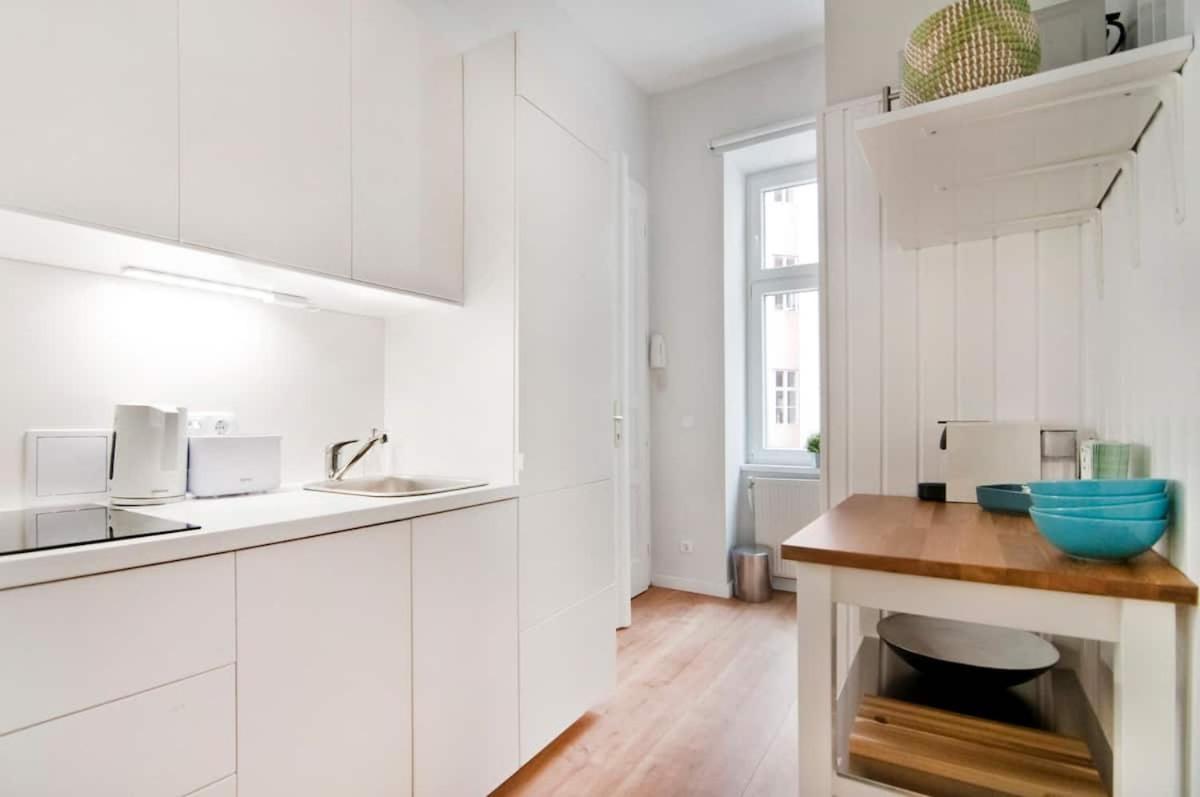 ⍟Luxurious And Bright⍟ 5 Min Walk To City Center Apartment Wien Ngoại thất bức ảnh