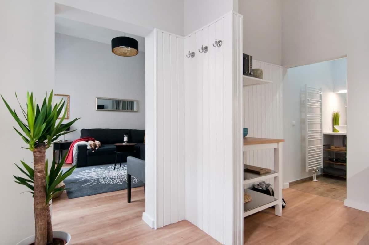 ⍟Luxurious And Bright⍟ 5 Min Walk To City Center Apartment Wien Ngoại thất bức ảnh